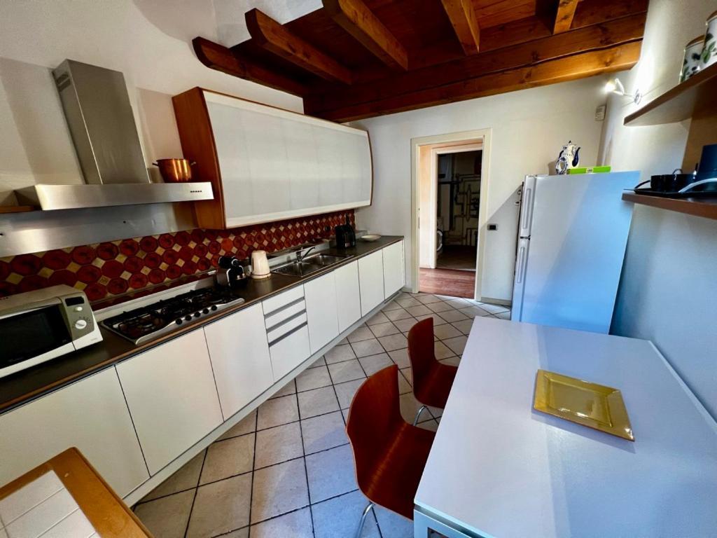 Residence Corte Ferrari -Ciao Vacanze- Moniga del Garda Exterior photo