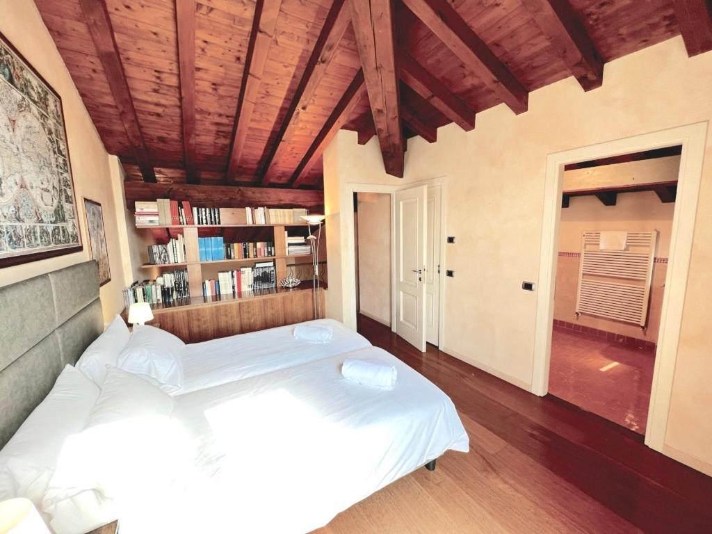 Residence Corte Ferrari -Ciao Vacanze- Moniga del Garda Exterior photo