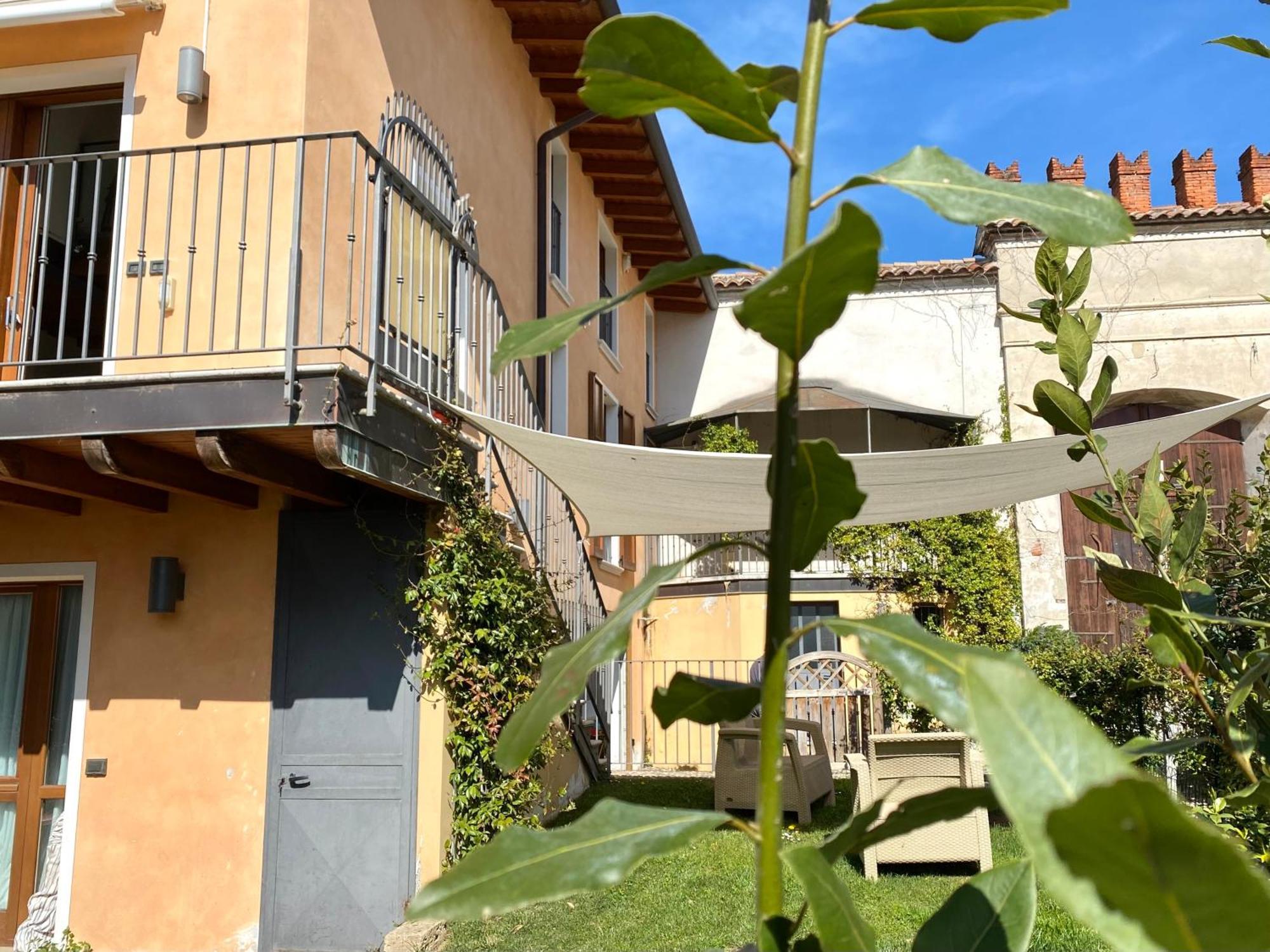 Residence Corte Ferrari -Ciao Vacanze- Moniga del Garda Exterior photo