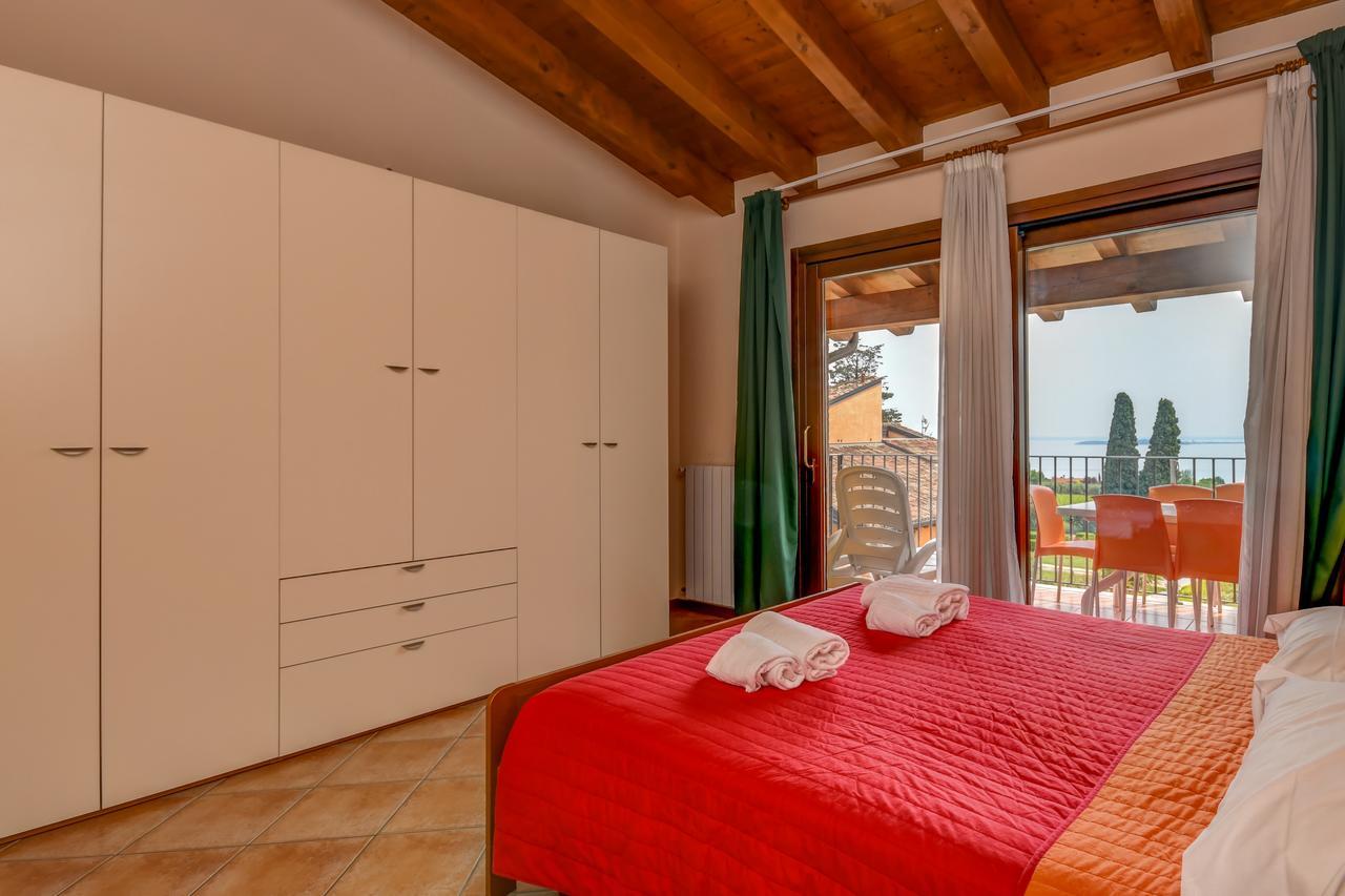 Residence Corte Ferrari -Ciao Vacanze- Moniga del Garda Exterior photo