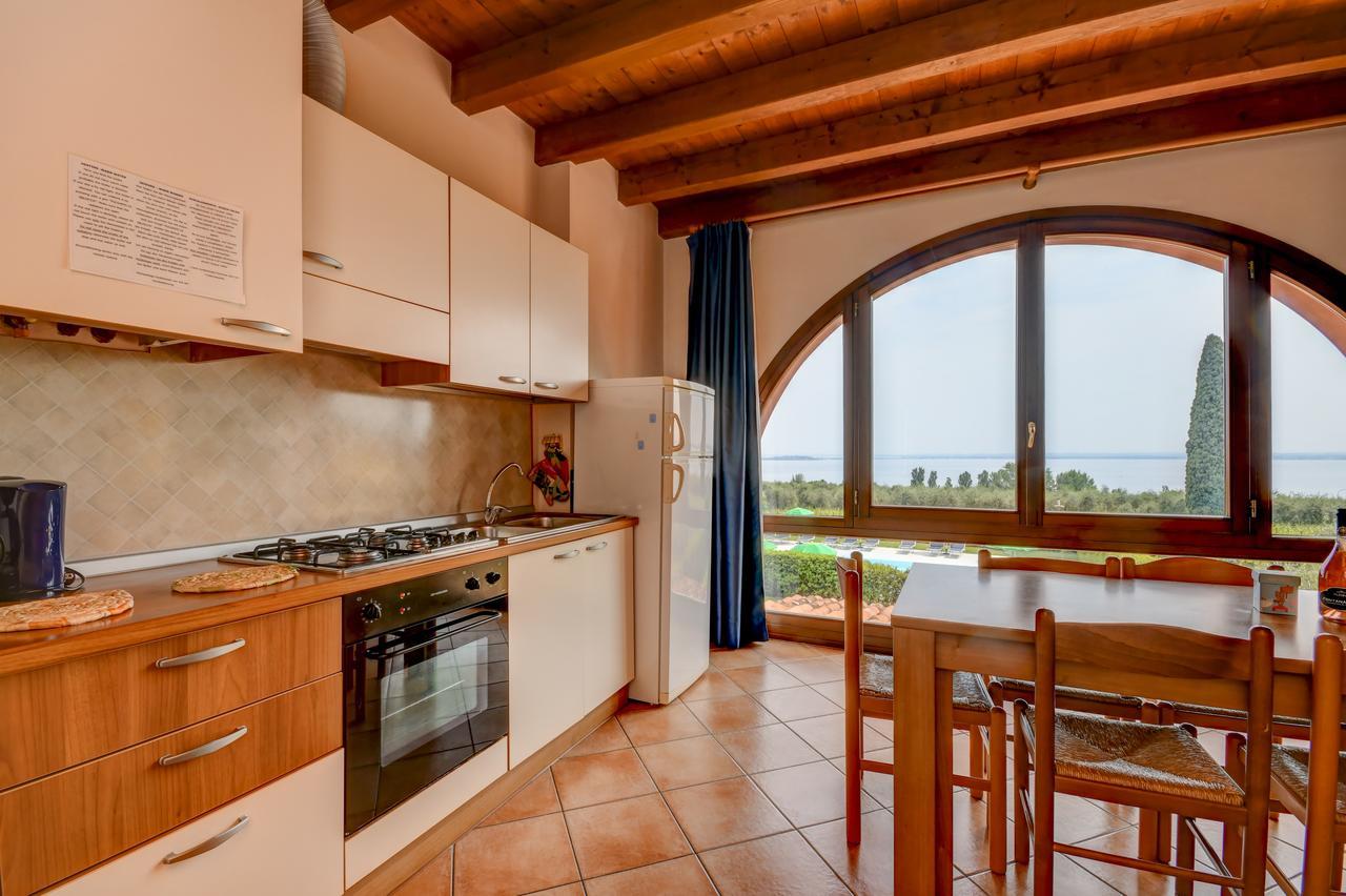Residence Corte Ferrari -Ciao Vacanze- Moniga del Garda Exterior photo