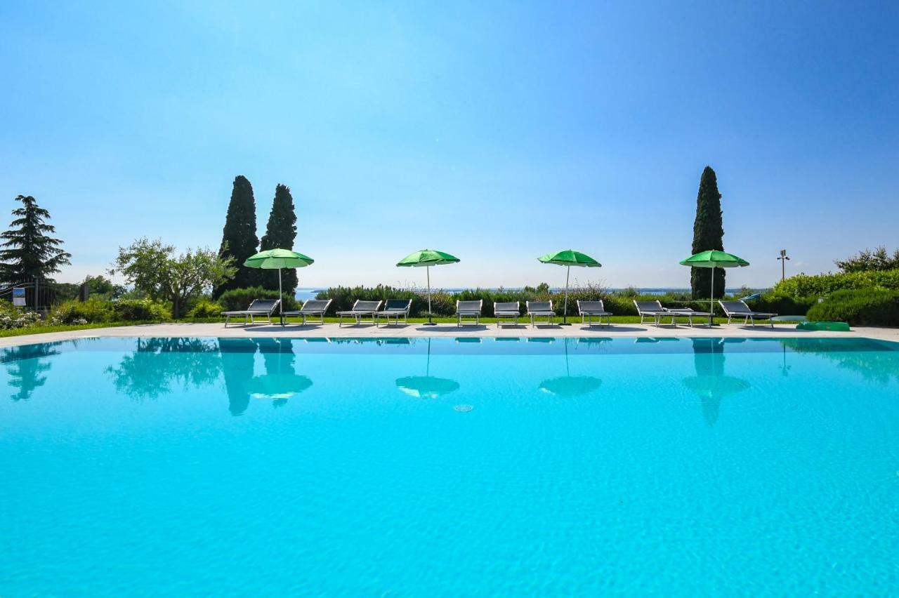 Residence Corte Ferrari -Ciao Vacanze- Moniga del Garda Exterior photo